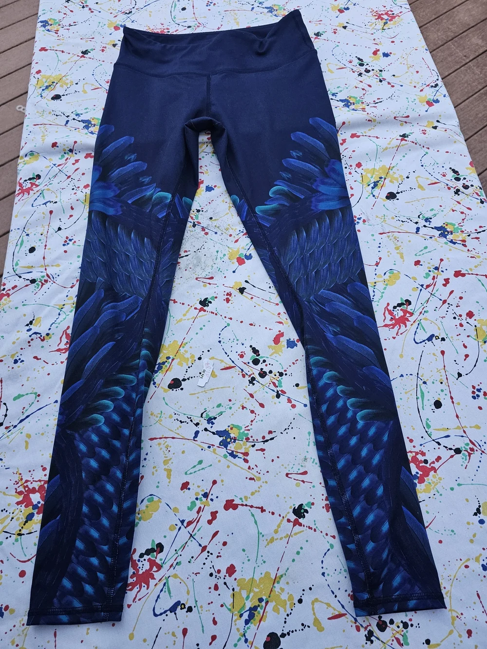 ALO Yoga Navy Leggings with Vibrant Blue Feather Print